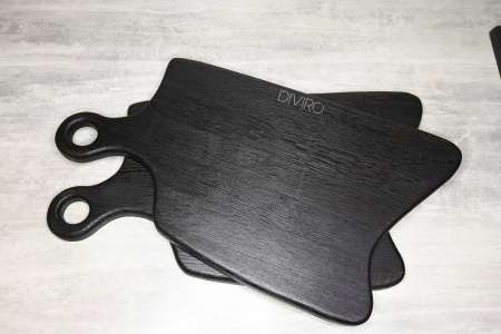 Большая чёрная сервировочная доска, обожжённый дуб 54×30 см от мастерской DIVIRO
